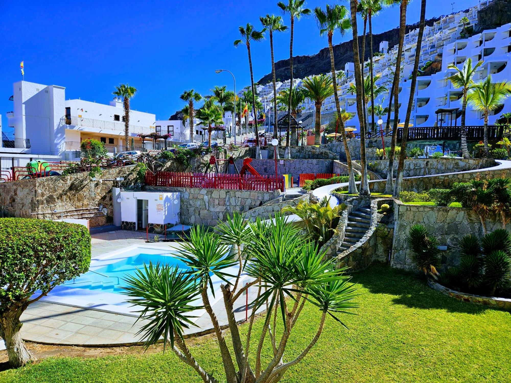 Holidays In Paradise Mogan Exterior photo