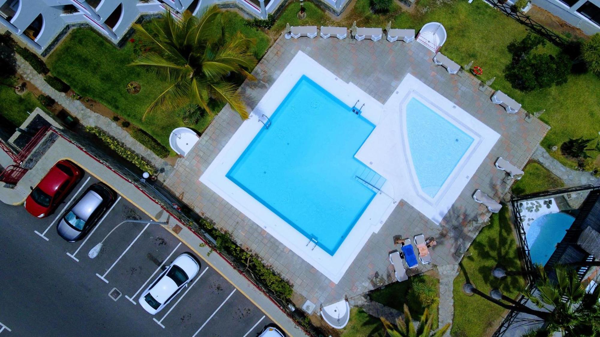 Holidays In Paradise Mogan Exterior photo